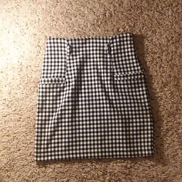 Plaid mini skirt - Picture 1 of 2